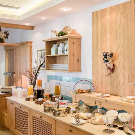 Alpenschloessl Hotel