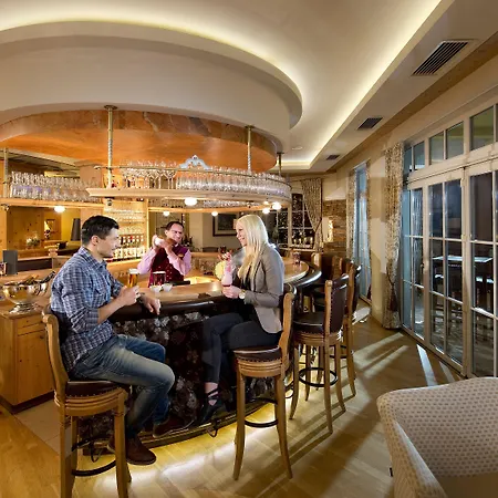 Hotel Alpenschloessl 4*