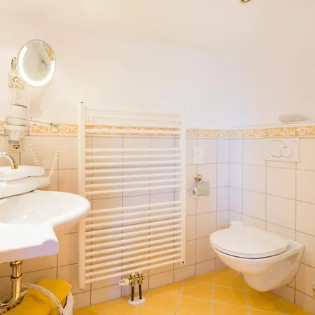 Alpenschloessl Hotel 4*